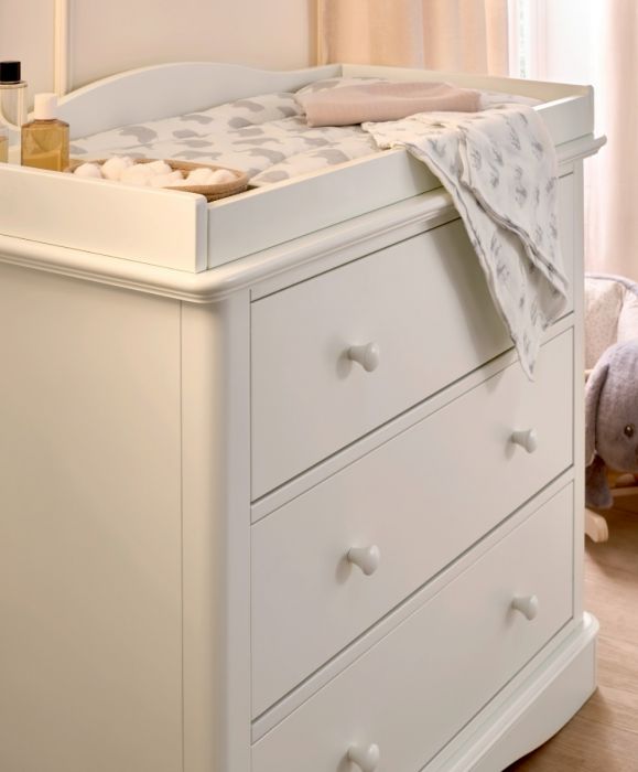 Mamas & Papas Flyn 2 Piece White Cotbed Set with Dresser Changer - Image 12